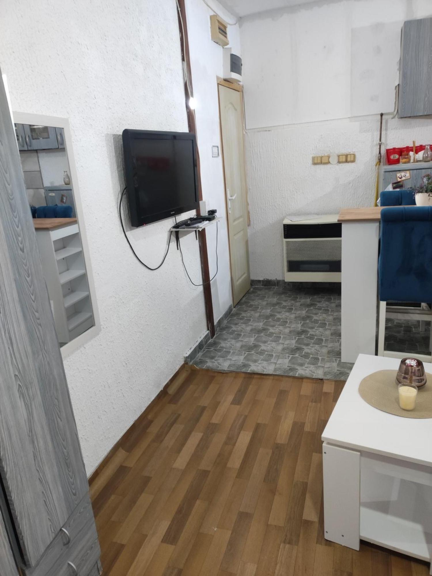 Apartmán Prenociste Indija Hrvic Exteriér fotografie